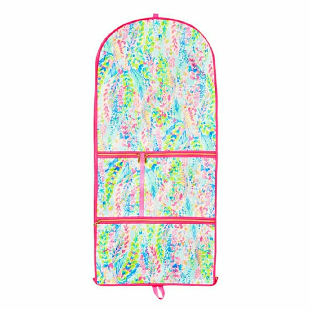 NWOT Catch the Wave Garment Bag